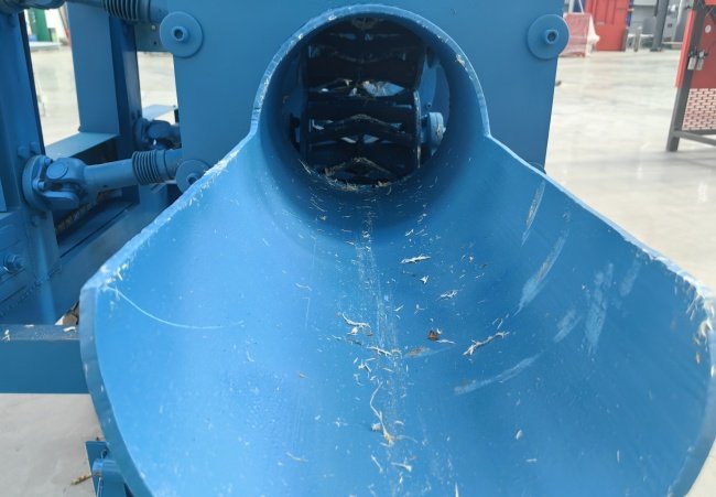 Detailed image (4)