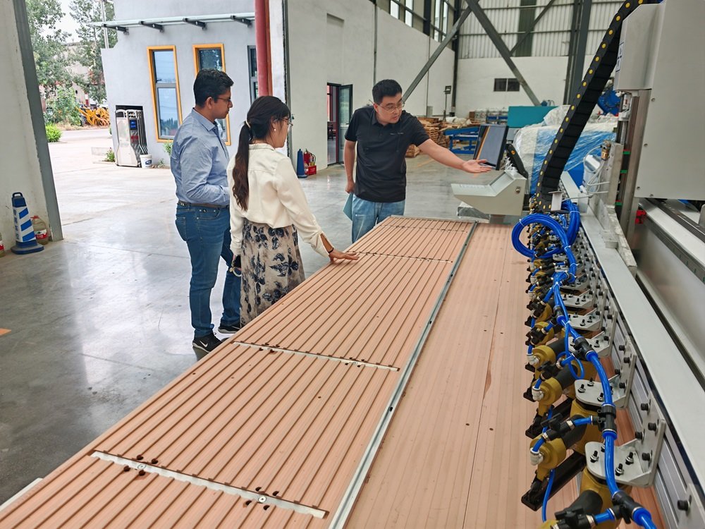 Indian customers visited Sawmillworld Multi Rip Saw Factory (3)