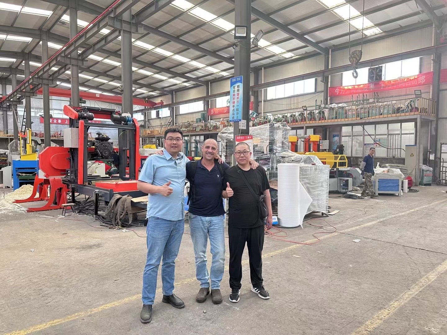  Photo with Israeli customer 